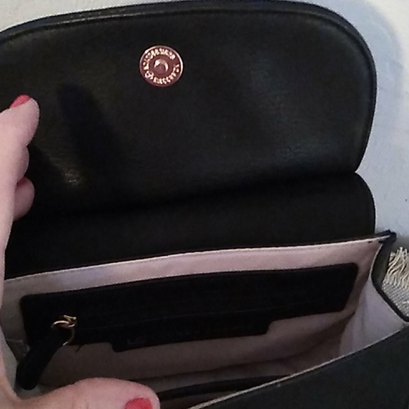 Purse - Picture 3 of 3